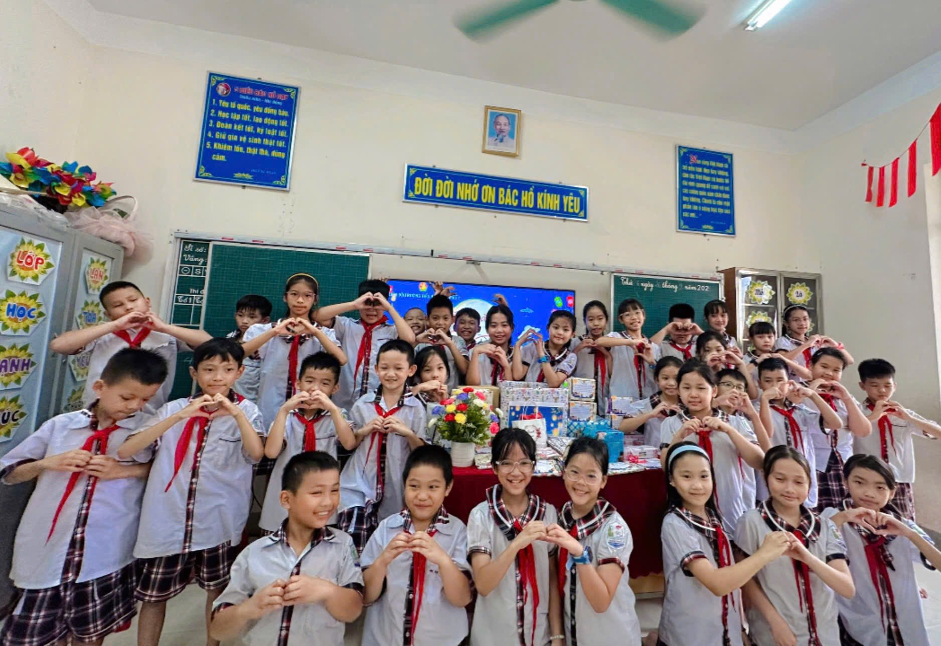 TRƯỜNG TIỂU HỌC NGHI PHÚ 2 PHÁT ĐỘNG CHƯƠNG TRÌNH “GÓI TRĂNG TRAO EM”