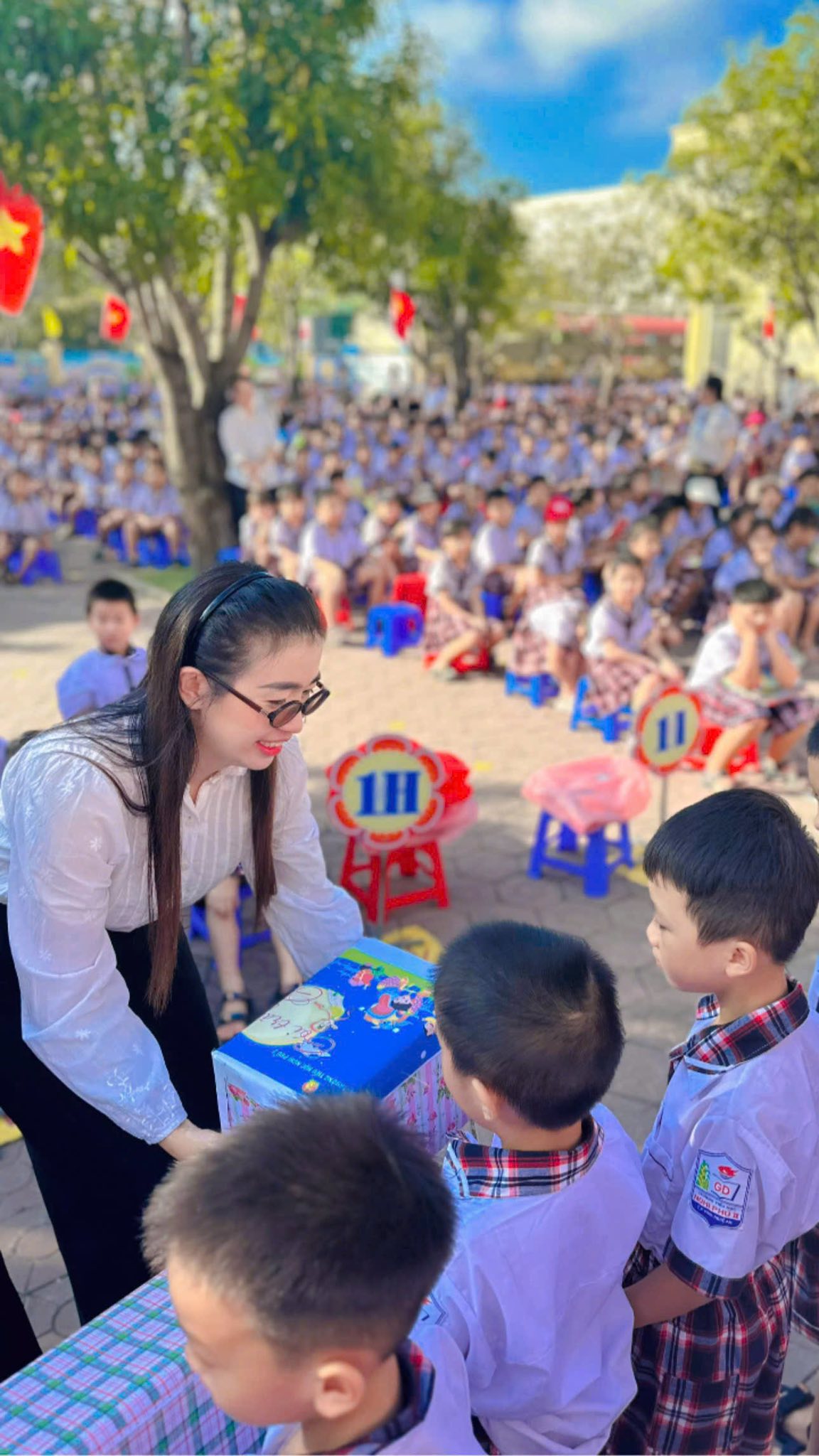 TRƯỜNG TIỂU HỌC NGHI PHÚ 2 PHÁT ĐỘNG CHƯƠNG TRÌNH “GÓI TRĂNG TRAO EM”